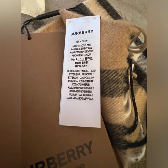 New Burberry check classic cashmere scarf unisex scarf - Picture 14 of 16